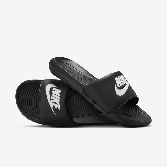 Nike Victori One - Black/Black